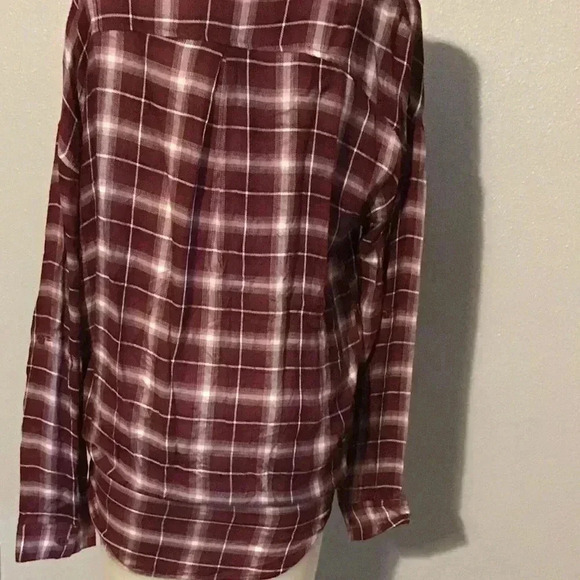 Elan Tie Front Top, Long Sleeves, Medium NWOT - Picture 4 of 8